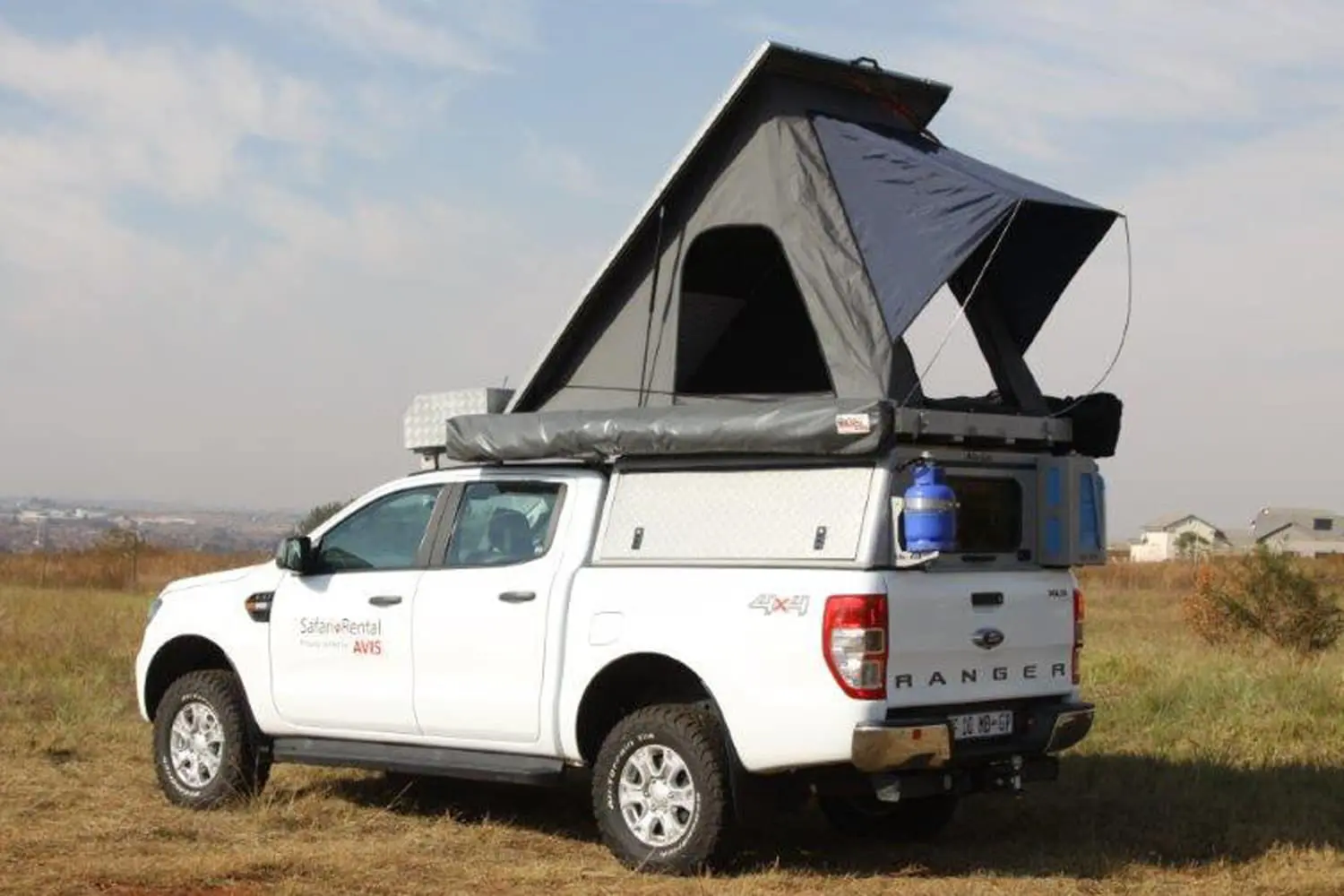 Ford Ranger Camper (2-4 pax)